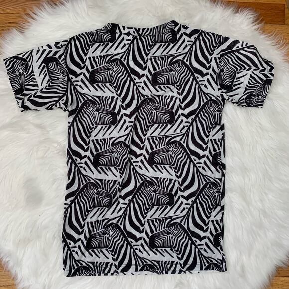 JW Anderson x Topshop black and white zebra print crewneck tee - Picture 3 of 7